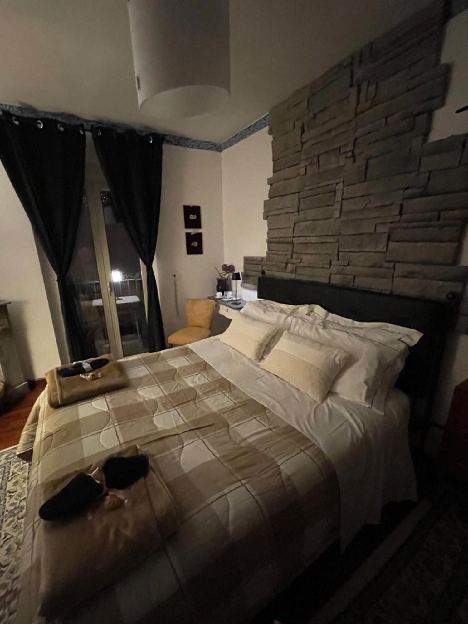 Casa Tipica Siciliana Patronale Home Bedandbreakfast Tremetrisoprailcielo Camere Con Vista, Colazione Interna In Terrazzo Panoramico 卡尔塔吉罗 外观 照片