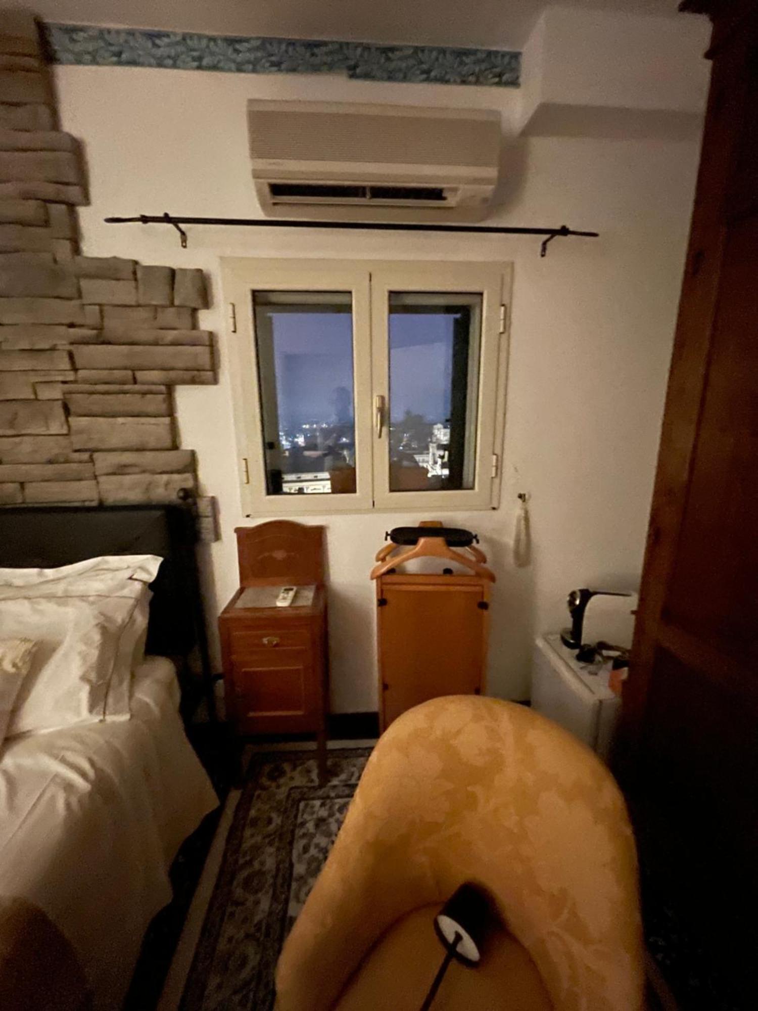 Casa Tipica Siciliana Patronale Home Bedandbreakfast Tremetrisoprailcielo Camere Con Vista, Colazione Interna In Terrazzo Panoramico 卡尔塔吉罗 外观 照片