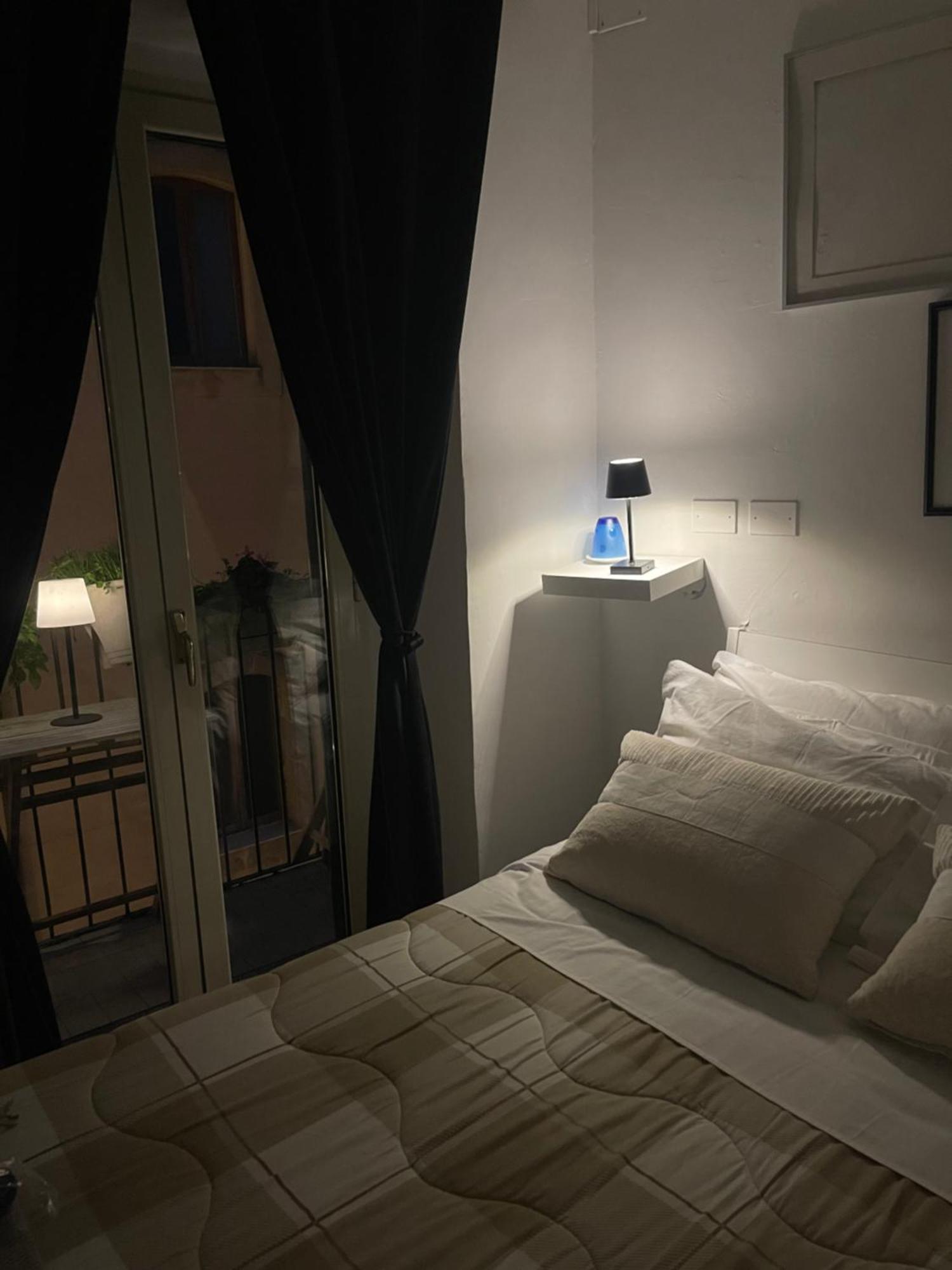 Casa Tipica Siciliana Patronale Home Bedandbreakfast Tremetrisoprailcielo Camere Con Vista, Colazione Interna In Terrazzo Panoramico 卡尔塔吉罗 外观 照片