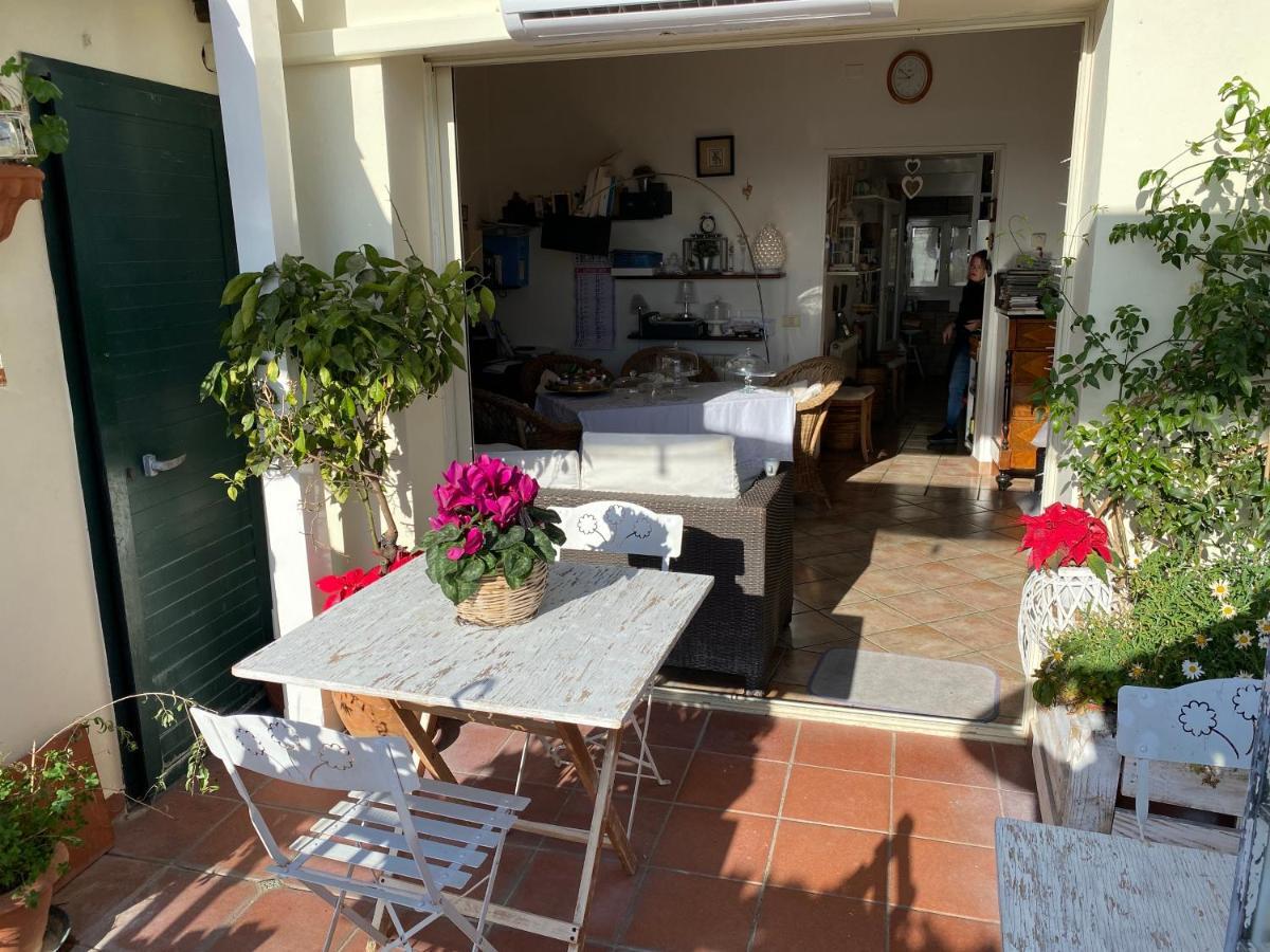 Casa Tipica Siciliana Patronale Home Bedandbreakfast Tremetrisoprailcielo Camere Con Vista, Colazione Interna In Terrazzo Panoramico 卡尔塔吉罗 外观 照片